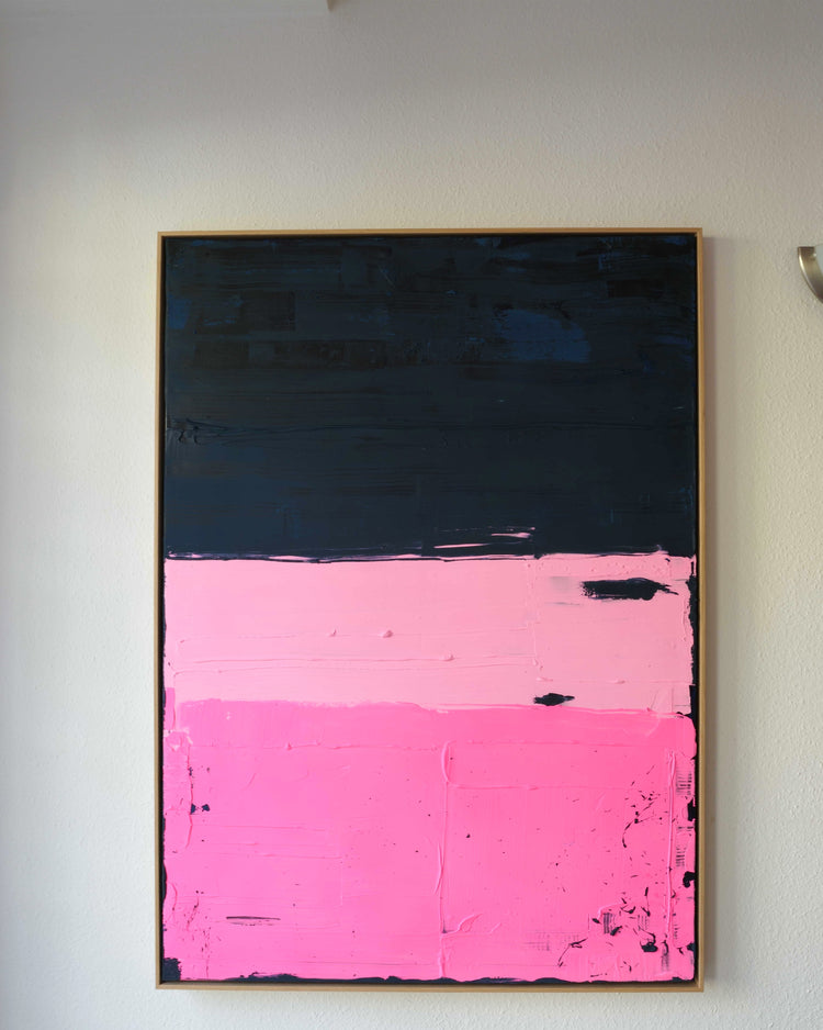 Ein abstrakter Ausdruck von Farbe und Emotion, der durch starke Kontraste die Aufmerksamkeit auf sich zieht.